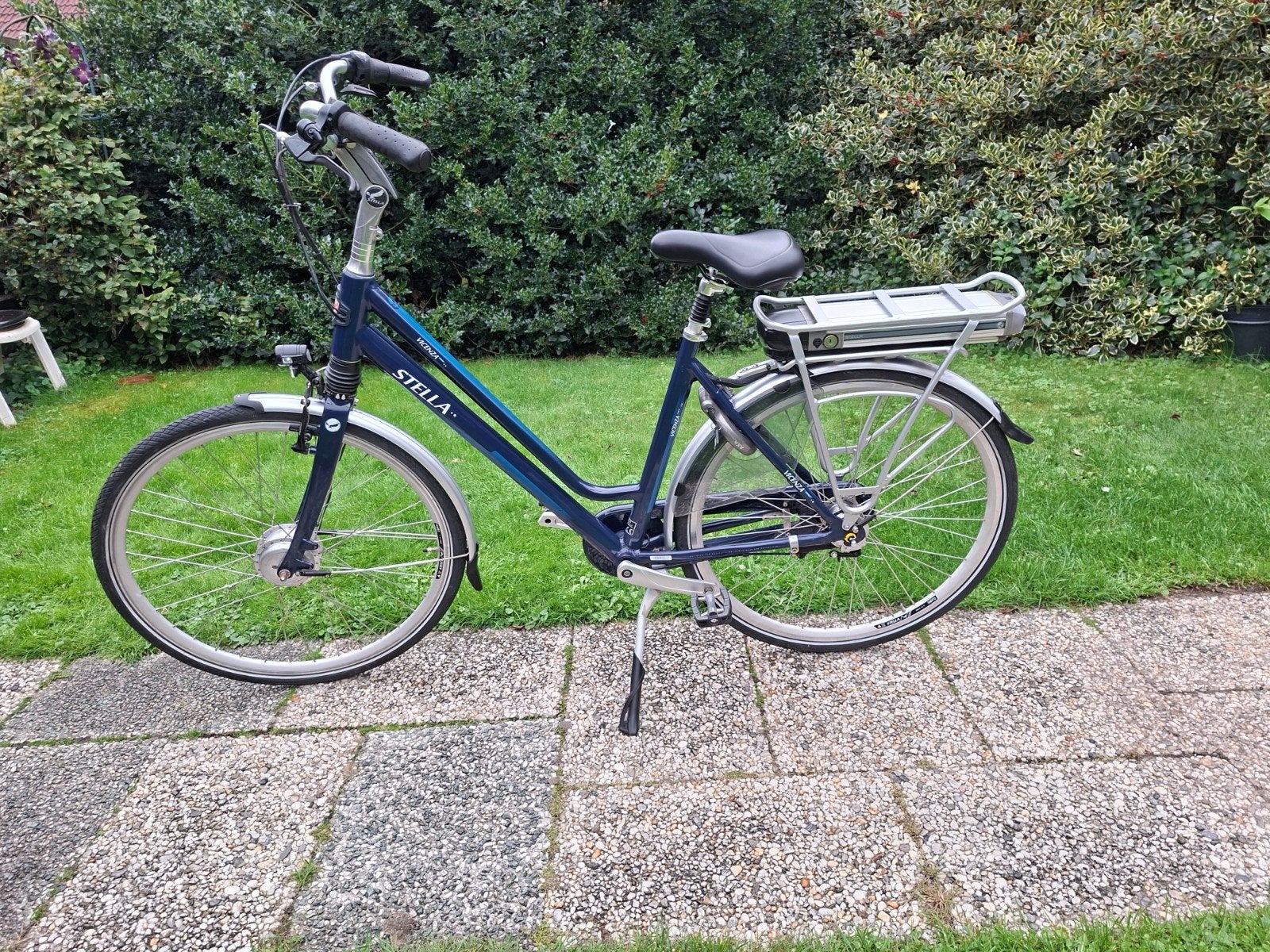 Stella Vicenza Superior E-bike - Blauw - 28 inch - Maat M, Fietsen en Brommers, Zo goed als nieuw, 51 tot 55 cm, 50 km per accu of meer