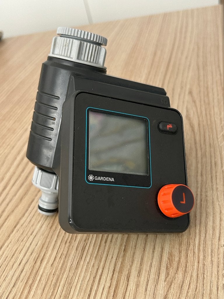 Gardena besproeingscomputer select, Ophalen of Verzenden, Zo goed als nieuw