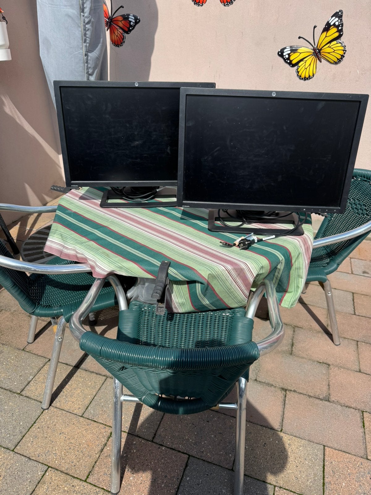 Twee computers schermen hp, Computers en Software, Monitoren, Ophalen, Zo goed als nieuw, 60 Hz of minder, IPS