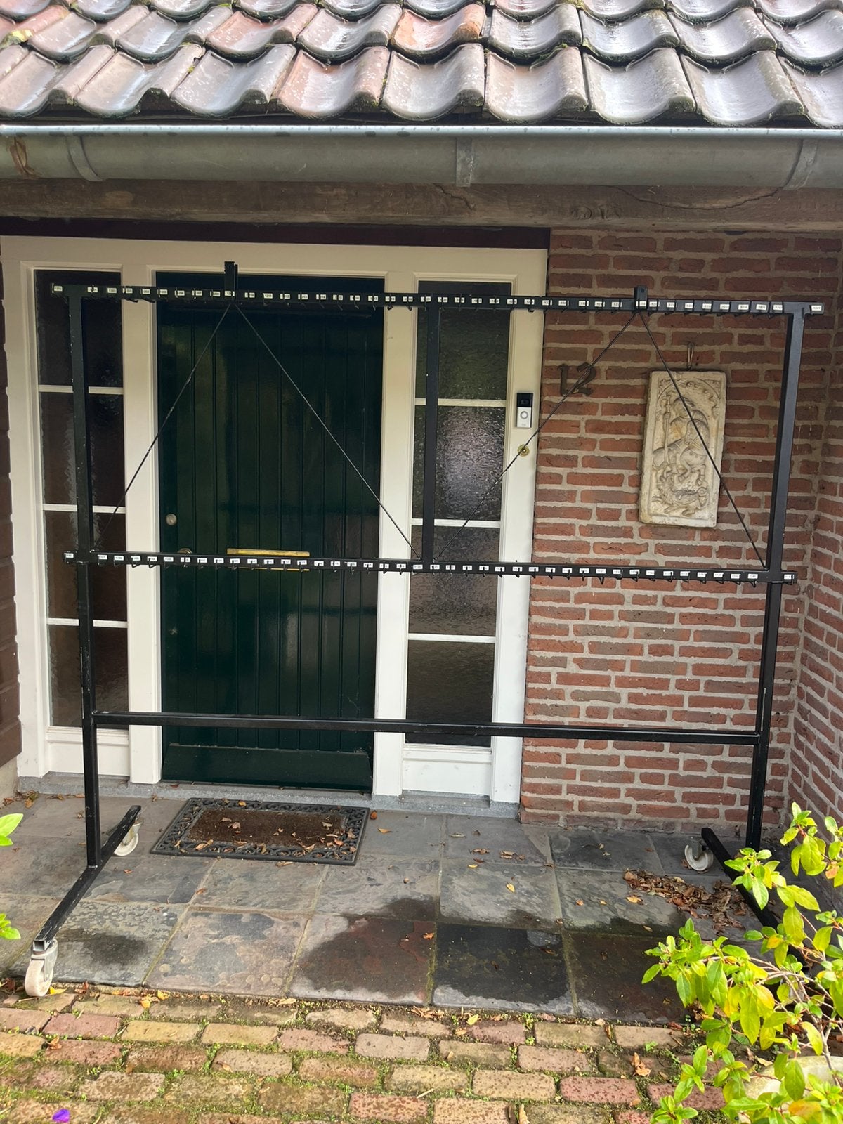 Garderoberek van ijzer (168 haakjes), Zo goed als nieuw, Metaal, 150 tot 200 cm, Ophalen