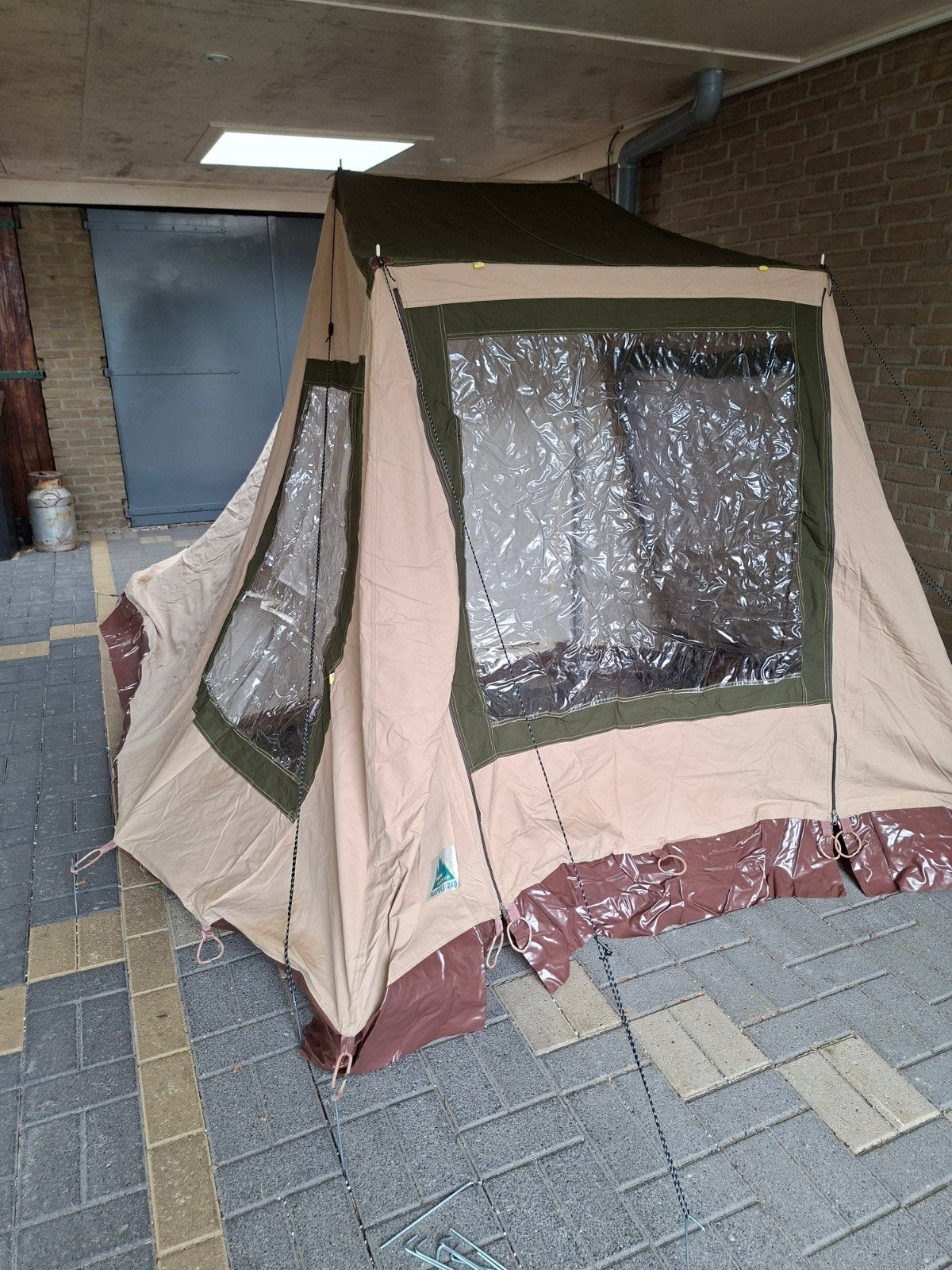 Vintage katoenen 2-persoons tent met aluminium stokken, Ophalen, Gebruikt, Tot en met 2