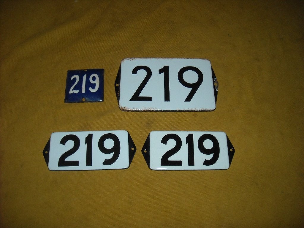 oud emaille huisnummer 219 ook 220 221 222 223 224 225 226 2, Antiek en Kunst, Ophalen of Verzenden