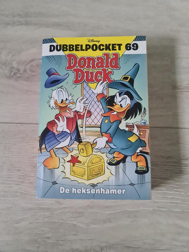 DubbelPocket - Donald Duck - De heksenkamer - 69, Boeken, Strips | Comics, Amerika, Ophalen of Verzenden, Zo goed als nieuw, Meerdere comics
