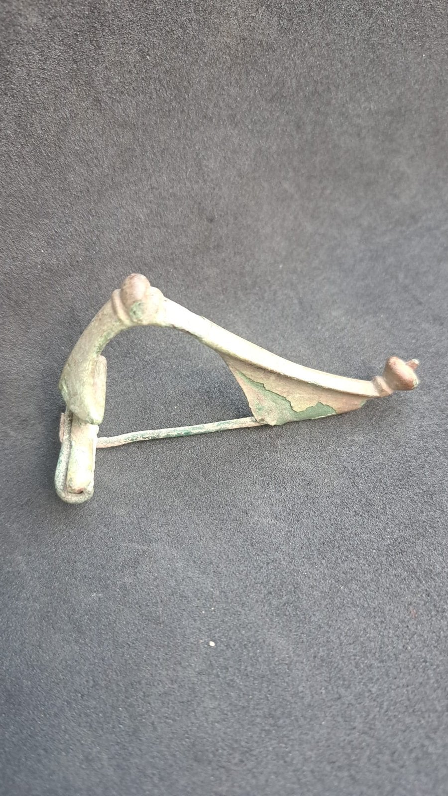 Bodemvondst - Grote Romeinse Fibula, Verzenden