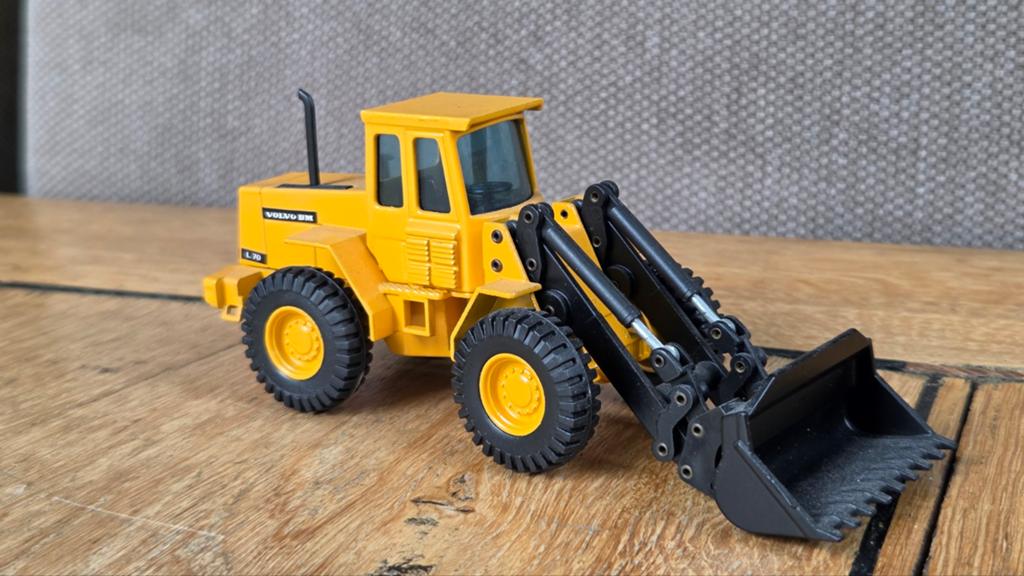 1:50 Joal Volvo BM L70 modelauto shovel bulldozer 234, Verzenden, Gebruikt, Hijskraan, Tractor of Landbouw, Overige merken