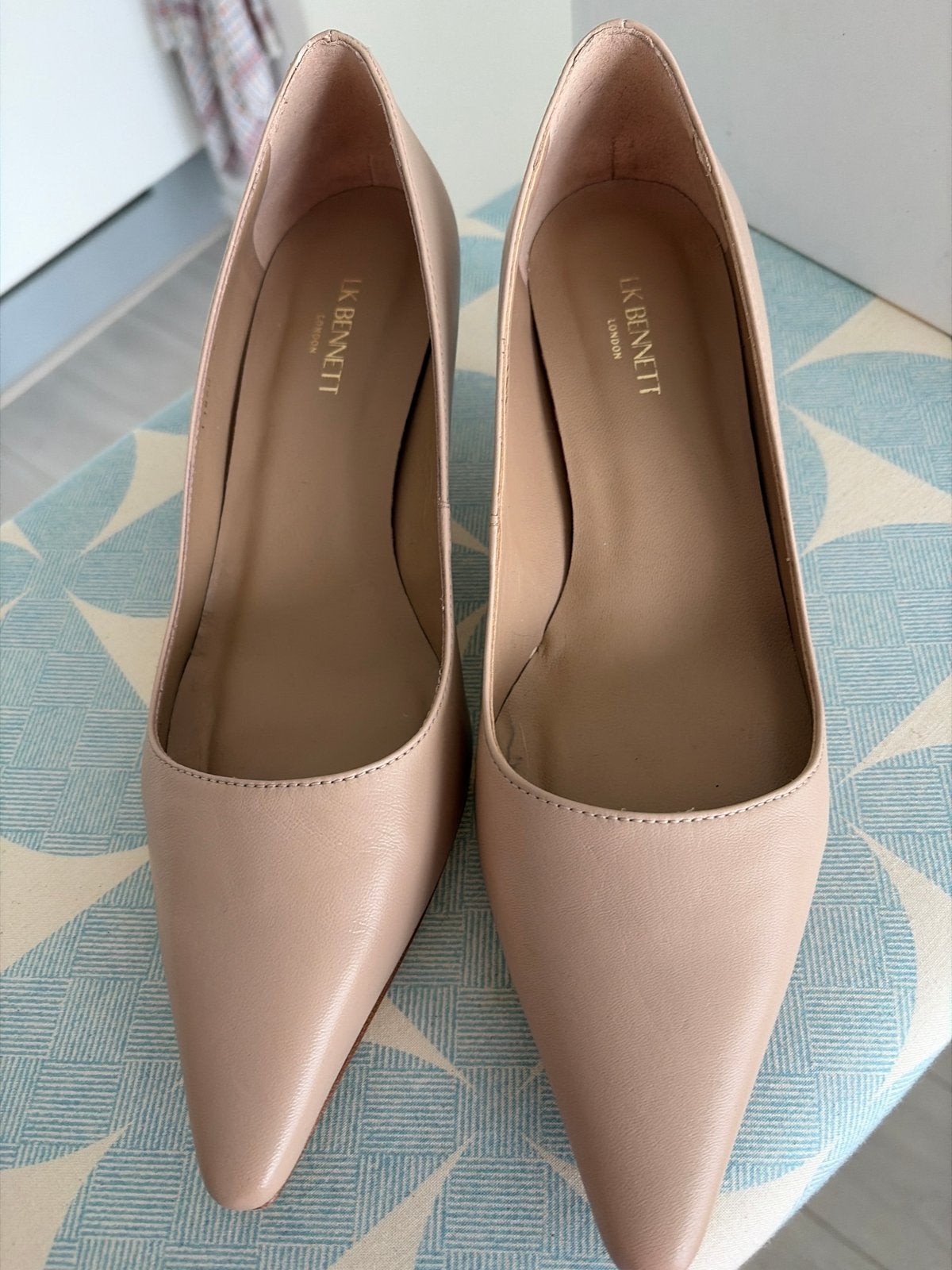 LK Bennett Ava Latte pumps - Maat 38, Pumps, Beige, Nieuw, Ophalen of Verzenden