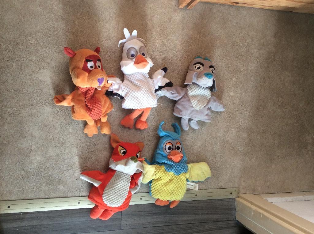 Fabeltjeskrant handpoppen. complete set van 5 poppen, Ophalen of Verzenden, Zo goed als nieuw, Overige typen
