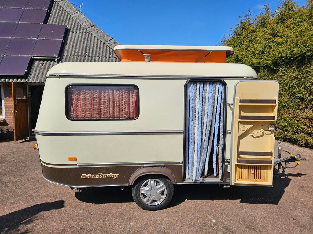 Eriba pan/familia, Caravans en Kamperen, Standaardzit, Particulier, Koelkast, 500 - 750 kg