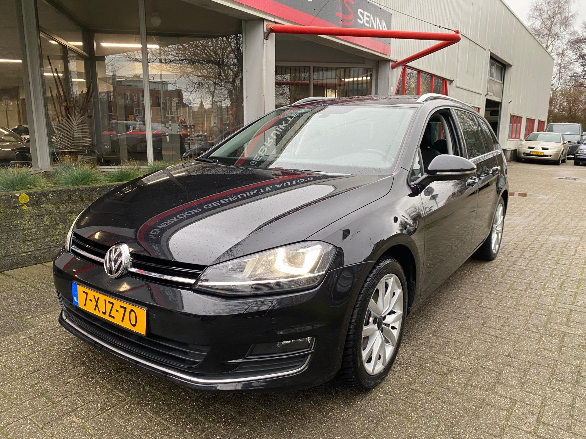 Volkswagen Golf Variant 7 1.2 TSI Highline - Pano - Navi - X, Voorwielaandrijving, Euro 5, Gebruikt, Zwart