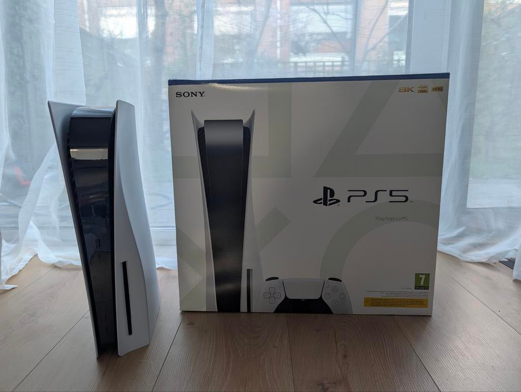 PS5 met disk drive, Spelcomputers en Games, Spelcomputers | Sony PlayStation 5, Zo goed als nieuw, Playstation 5, Ophalen