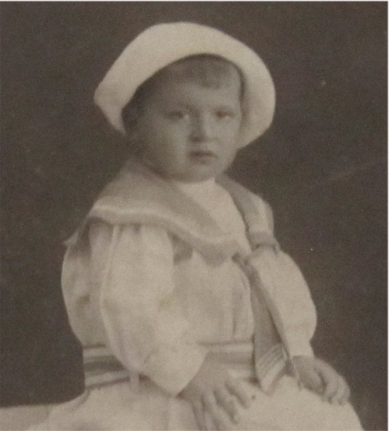 Antieke cabinetfoto - klein matroosje (begin 1900), Ophalen of Verzenden