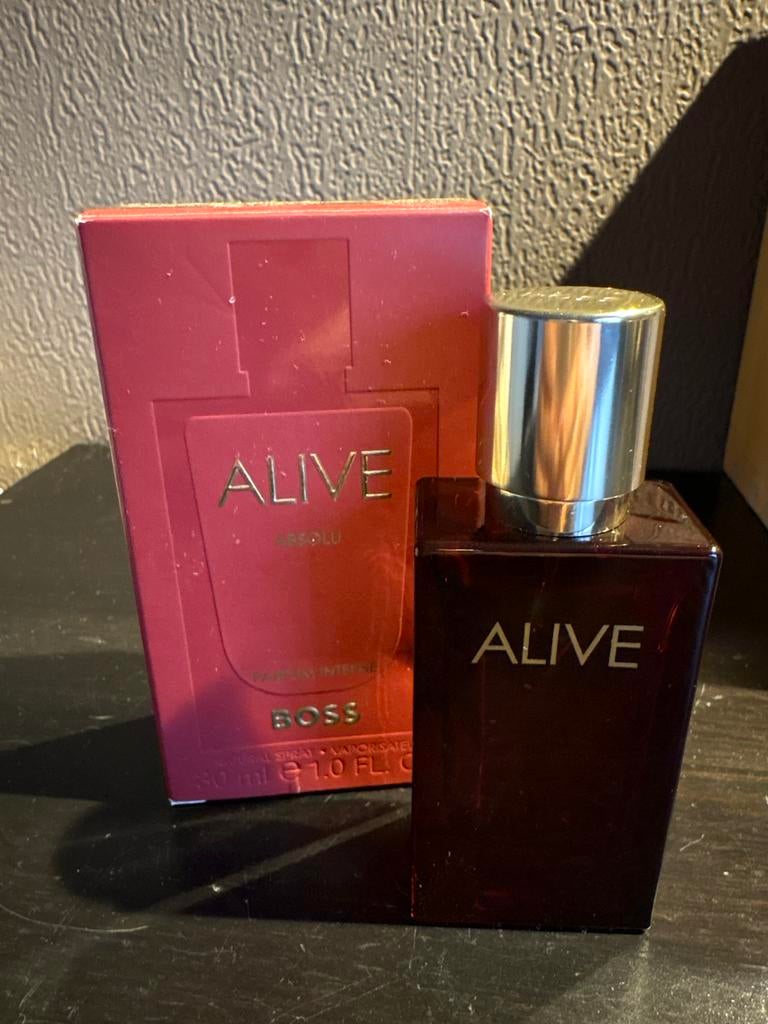 Hugo Boss Alive Absolu Eau de Parfum Intense 30 ml (gebruikt, Sieraden, Tassen en Uiterlijk, Uiterlijk | Parfum, Gebruikt, Ophalen of Verzenden
