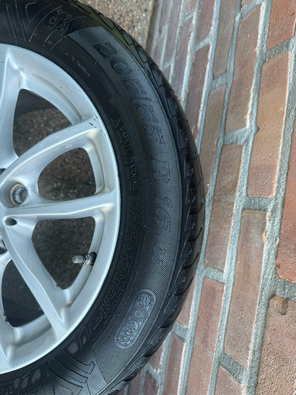 4 All Season BMW Banden 16 inch 205/55 R16, Ophalen