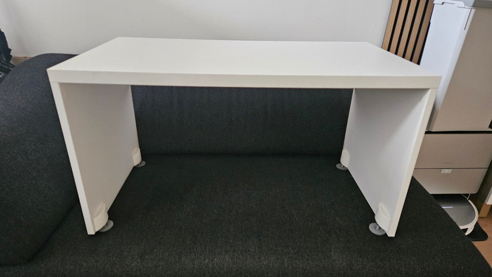 IKEA Kinderbureau speeltafel STUVA / SMÅSTAD, Ophalen, Gebruikt, Tafel(s)