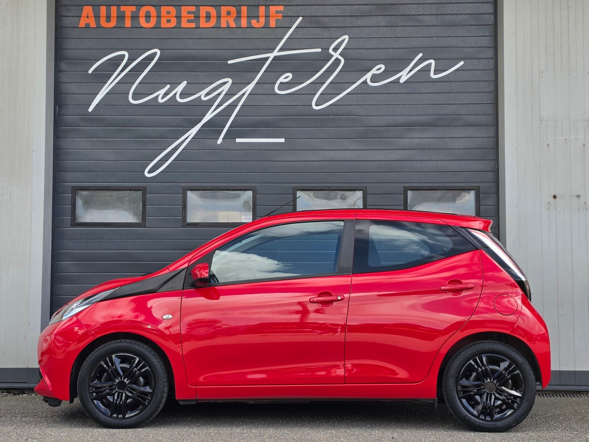 Toyota Aygo 1.0 VVT-i x-wave|schuifdak|Cruise|Camera|, Voorwielaandrijving, Stof, Gebruikt, Euro 6