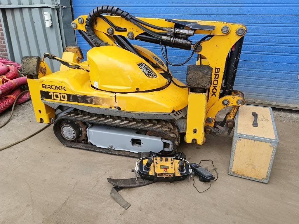 Brokk 100 husqvarna robot remote excavator digger bagger, Graafmachine