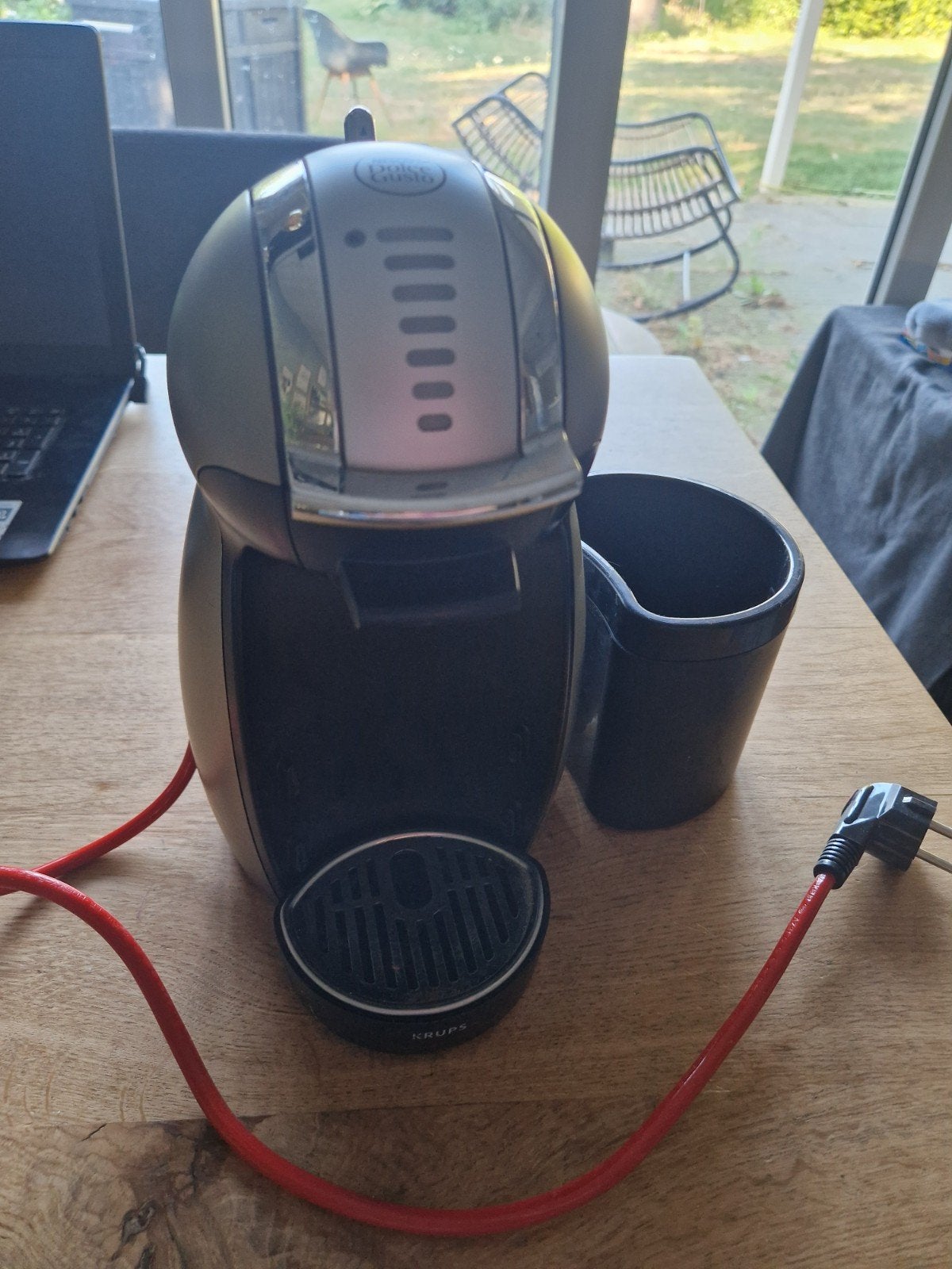 Dolce Gusto Genio 2 Koffiezetapparaat, Ophalen, Gebruikt, Koffiemachine, 1 kopje