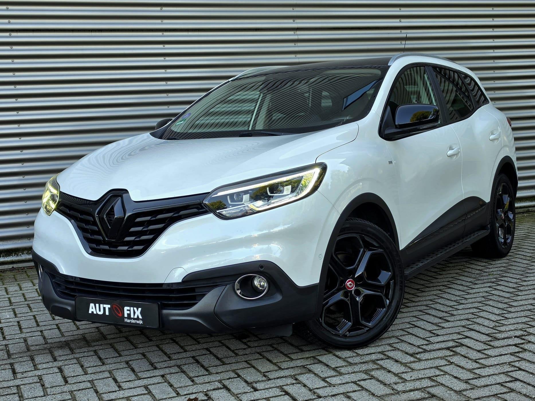 Renault Kadjar 1.2 TCe Extase / Nieuwe ketting / LED / PANO, Auto's, Voorwielaandrijving, Kadjar, Gebruikt, 4 cilinders
