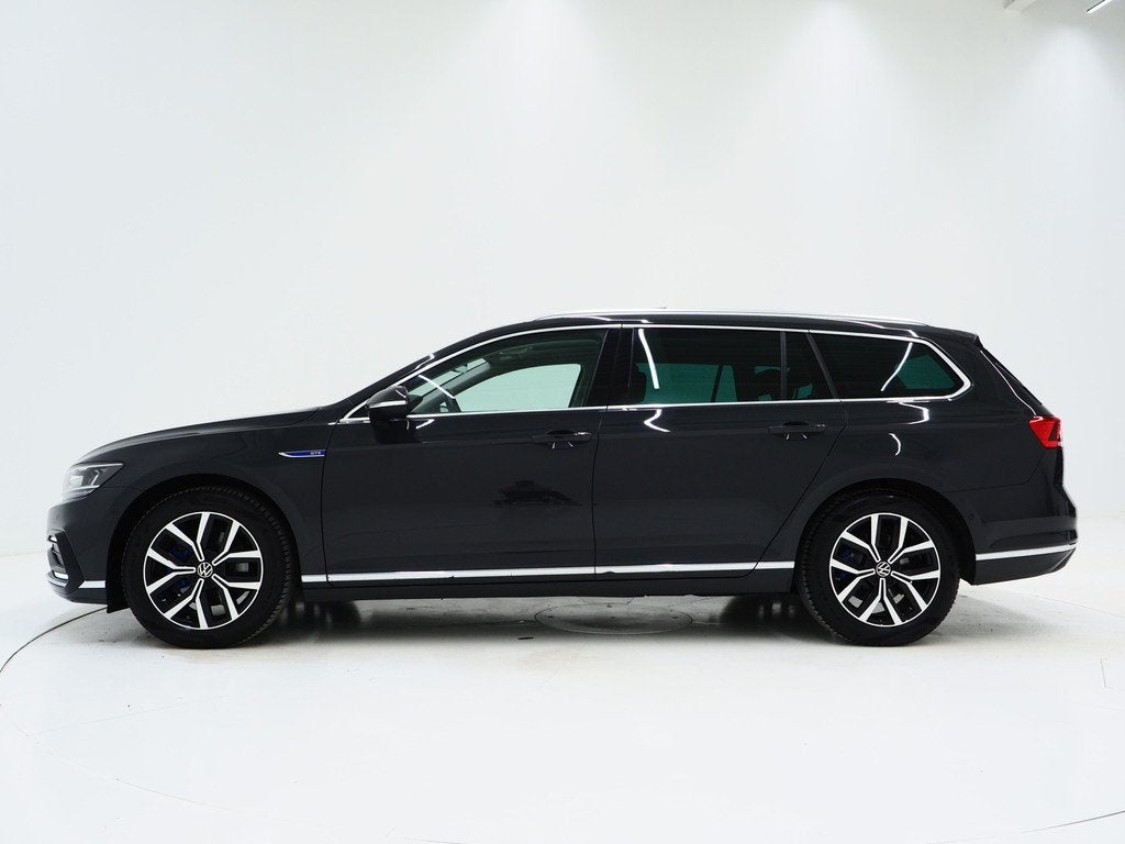 Volkswagen Passat Variant 1.4 TSI PHEV GTE | Panoramadak | L, Automatische klimaatregeling, Gebruikt, 4 cilinders, Hybride Elektrisch/Benzine