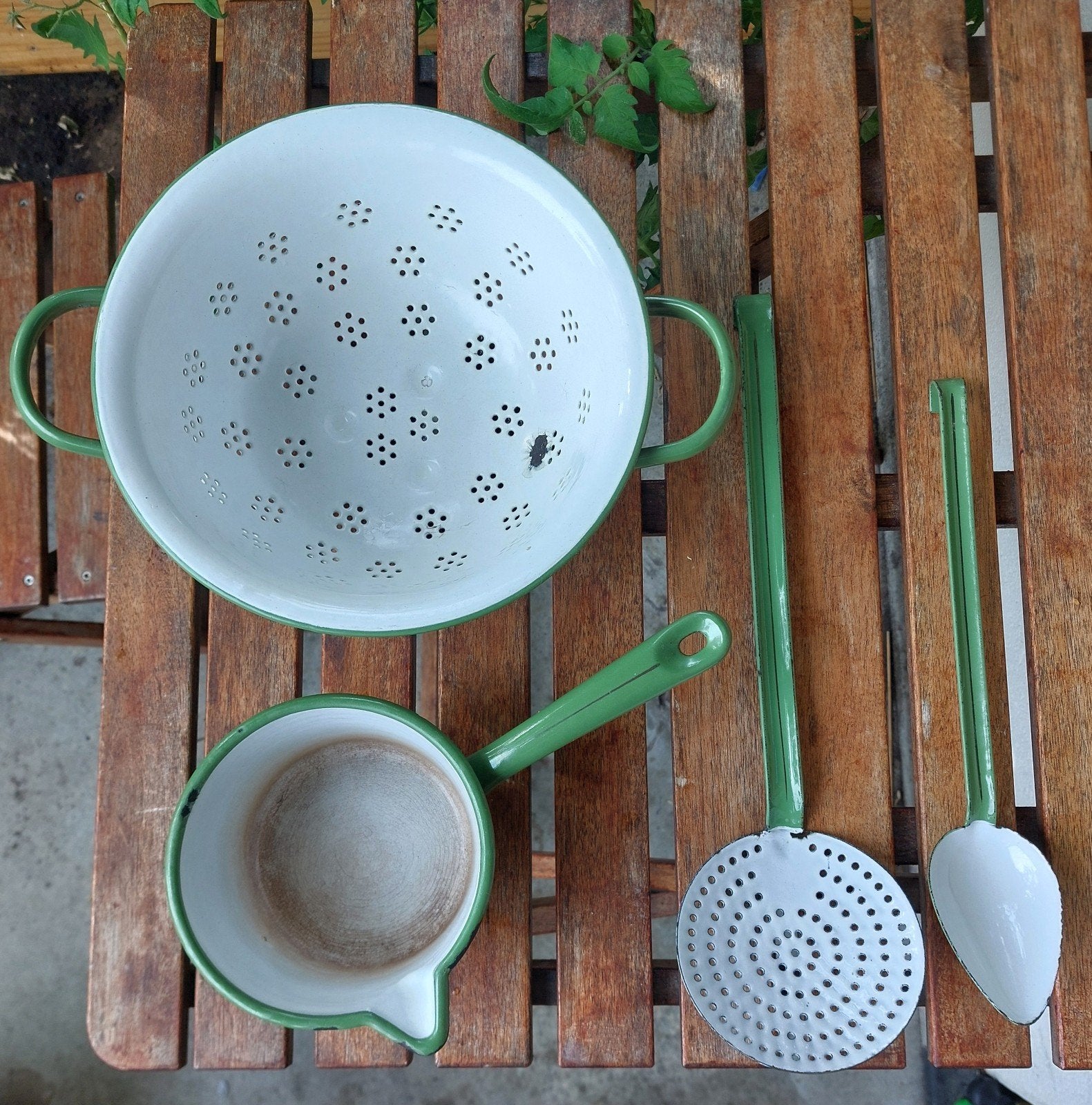 Vintage emaille vergiet set, Antiek en Kunst, Ophalen