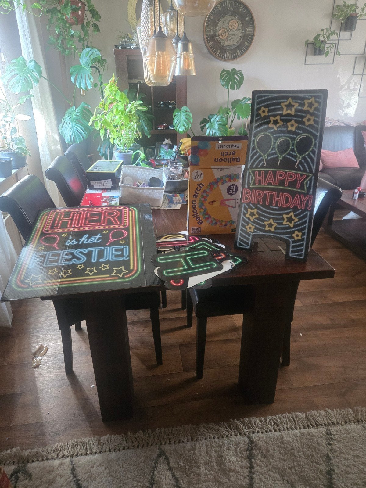 feestpakket hier is het feestje met ballon boog, Ophalen of Verzenden