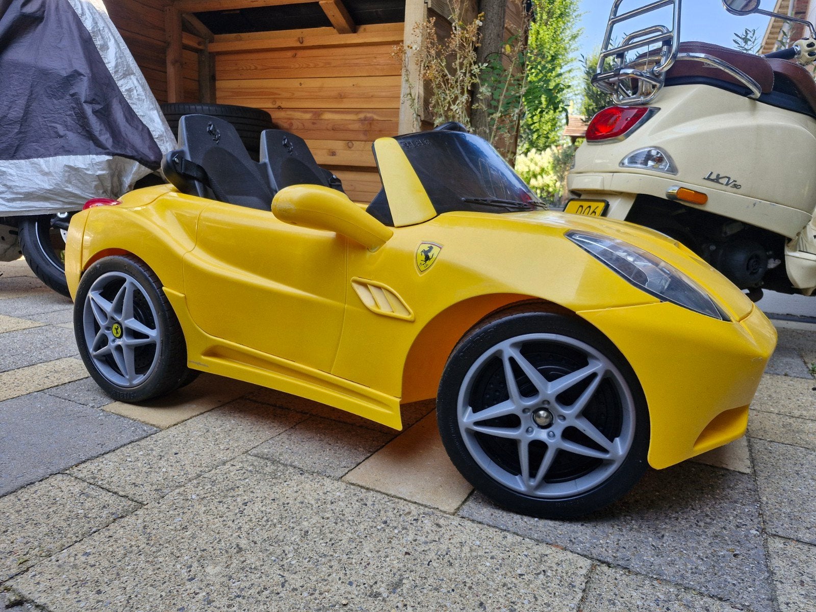 Ferrari California kinderauto elektrisch 2-zits, Ophalen, Gebruikt