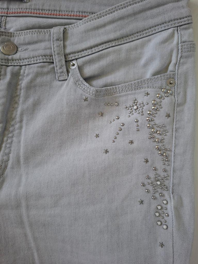 Cambio lichtgrijze jeans mt 44 model Piper short, Cambio, Ophalen of Verzenden, Zo goed als nieuw, W33 - W36 (confectie 42/44)