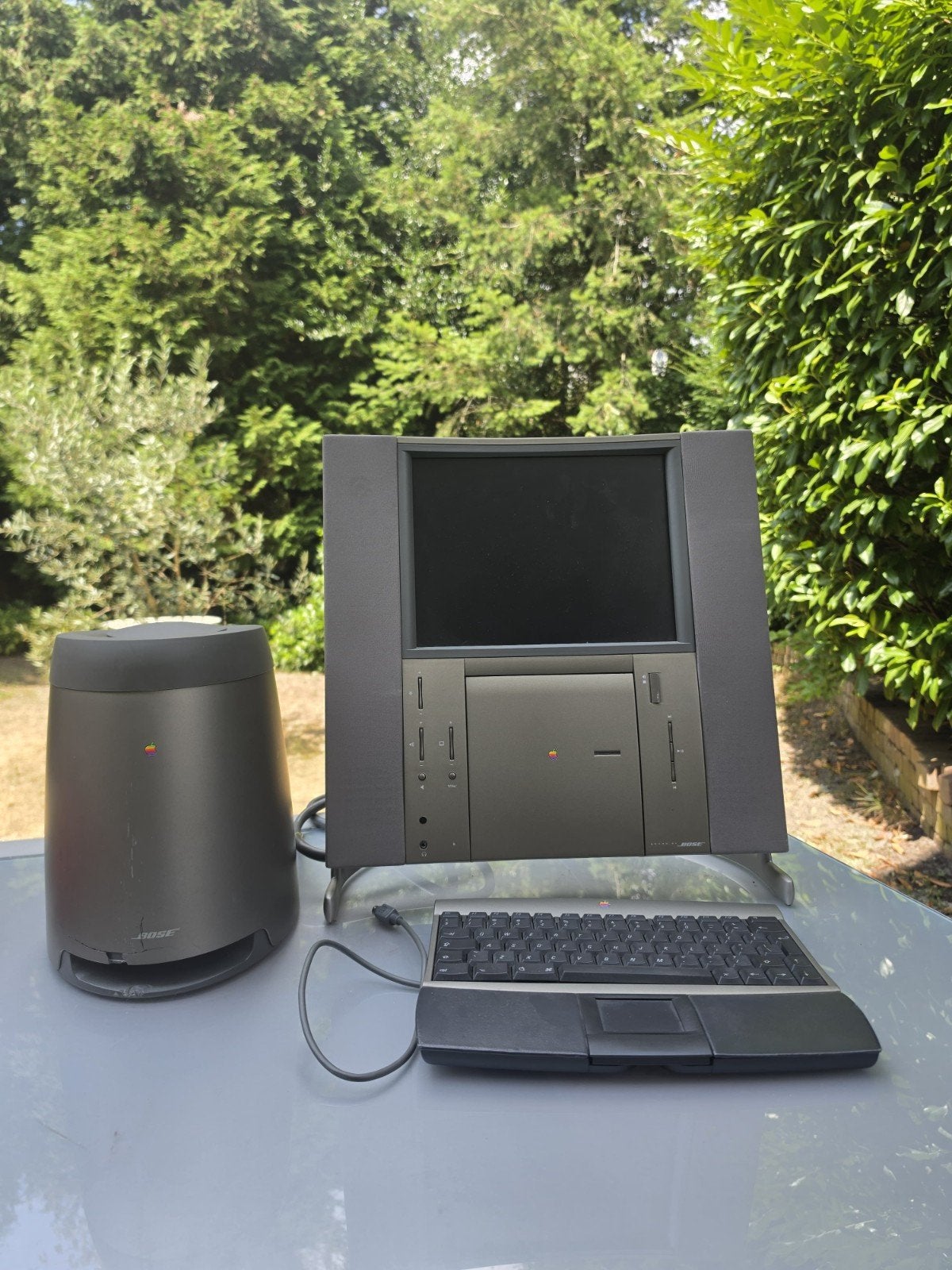 Oude Apple 20th Anniversary Macintosh Computer (TAM) Bose, Computers en Software, Ophalen of Verzenden, Apple Macintosh