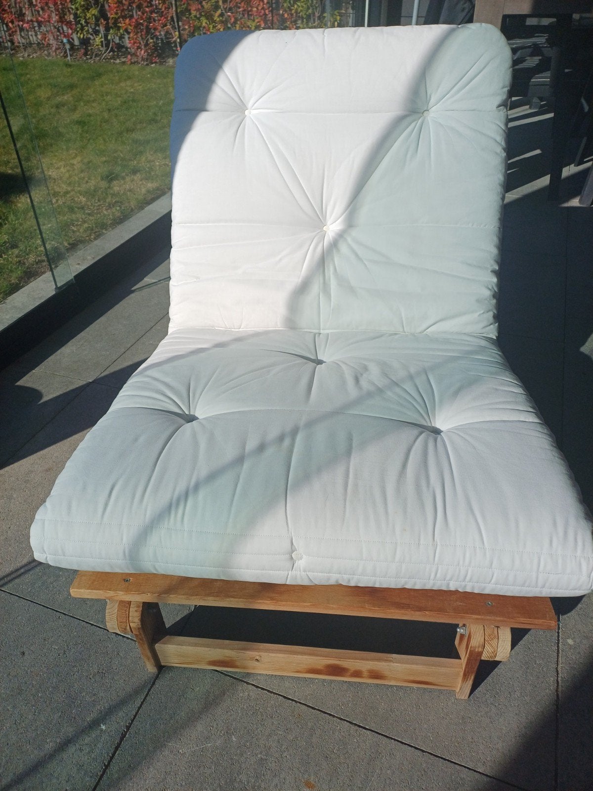 Houten verstelbare loungestoel/ligbed incl. kussen, Tuin en Terras, Ophalen of Verzenden, Zo goed als nieuw, Hout, Verstelbaar