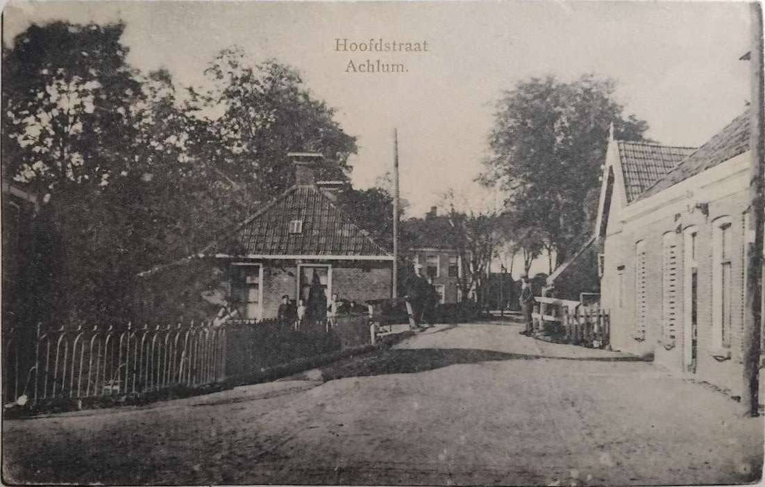 Hoofdstraat Achlum (Friesland) – Uitgave S. Politiek (1911), Verzamelen, Ophalen of Verzenden, Voor 1920, Gelopen, Friesland