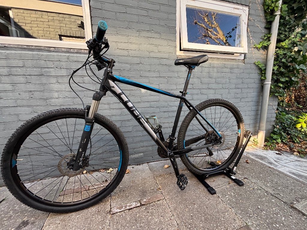 Mountainbike Cube Attention 29inch