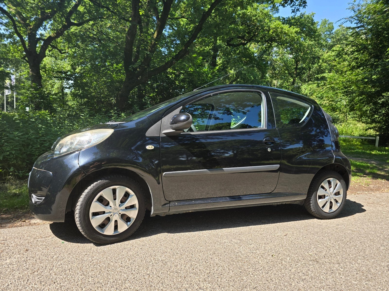 Citroën C1 1.0 3-DRS 2012 Zwart / Nieuwe APK / met Airco!!!!, Voorwielaandrijving, 4 stoelen, C1, Handgeschakeld