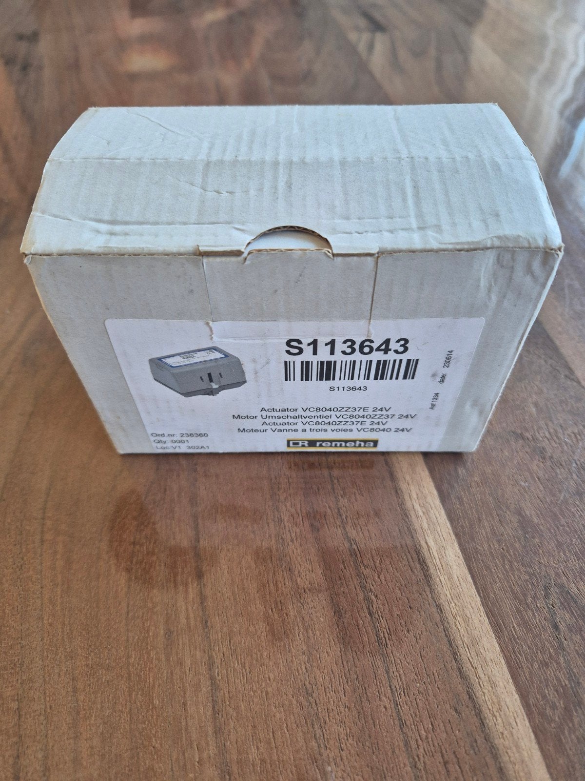 S113643Remeha Quinta actuator S113643 VC8040ZZ37E 24V
Remeha, Minder dan 30 cm, Cv-ketel of Combi-ketel, Nieuw, Minder dan 60 cm