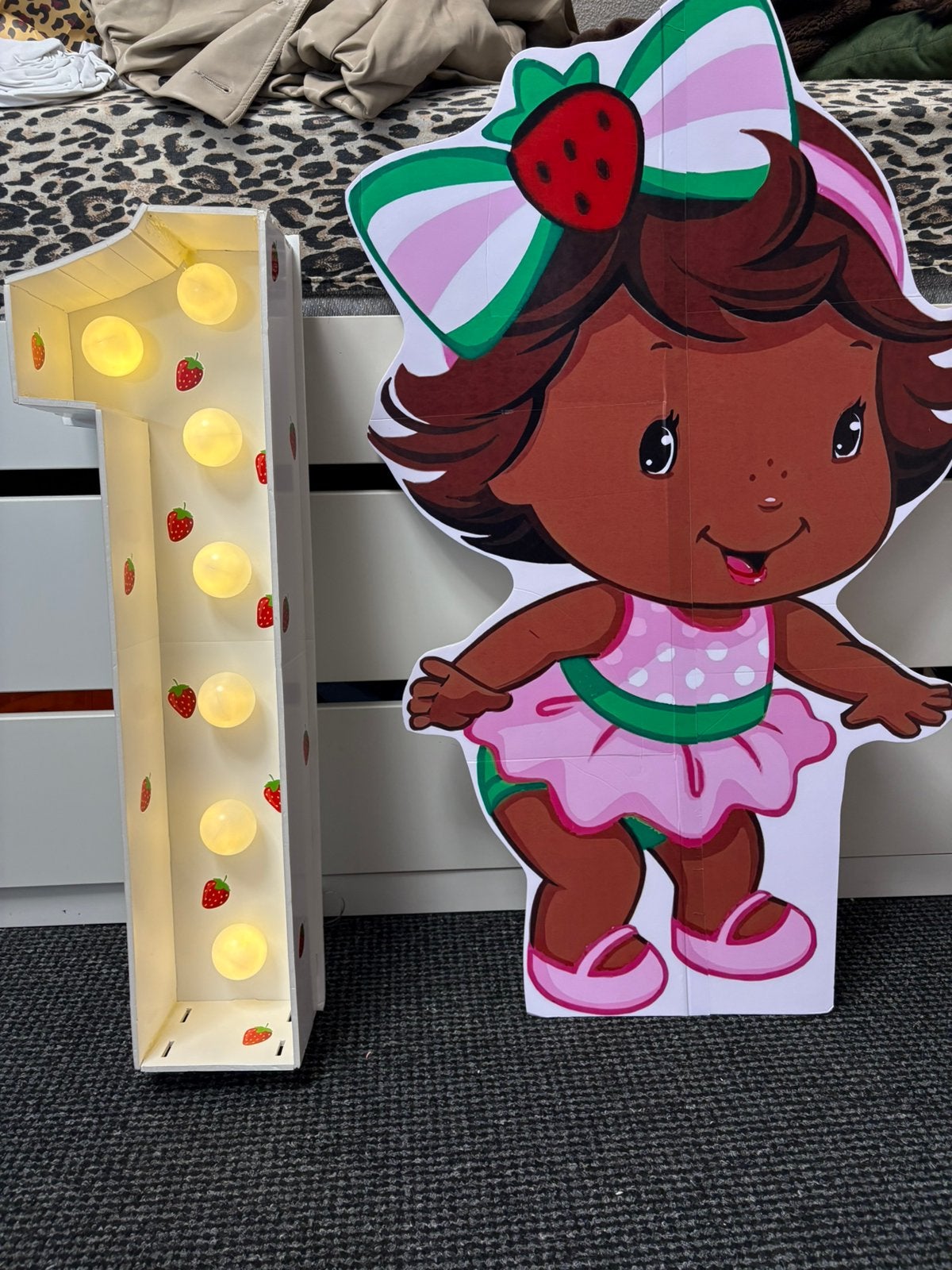 Strawberry eerste verjaardag  - cut-out  - lamp versiering, Ophalen, Nieuw, Versiering, Verjaardag