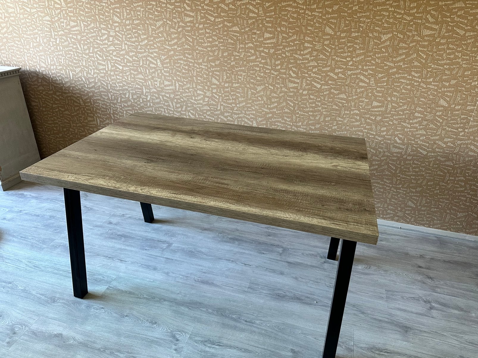 Rechthoekige eettafel met eetkamerstoelen met wieltjes, Huis en Inrichting, Tafels | Eettafels, Ophalen, Gebruikt, 100 tot 150 cm