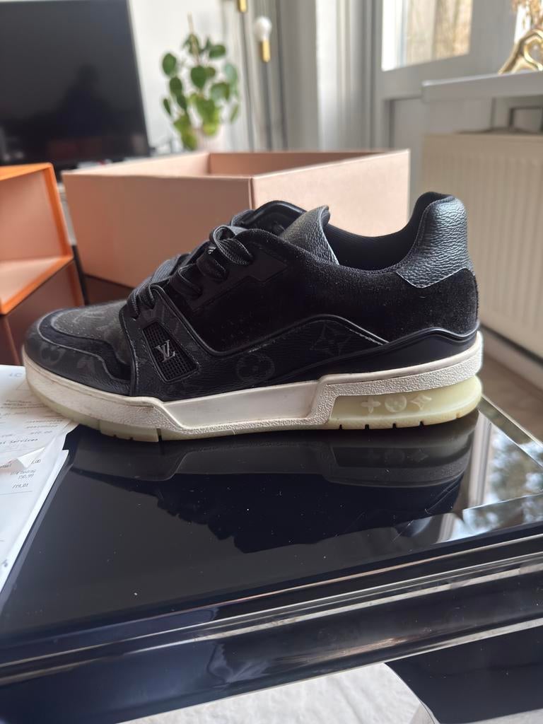 Louis Vuitton LV Trainer zwart monogram ( valt als 40/41), Ophalen, Gedragen, Zwart, Sneakers of Gympen