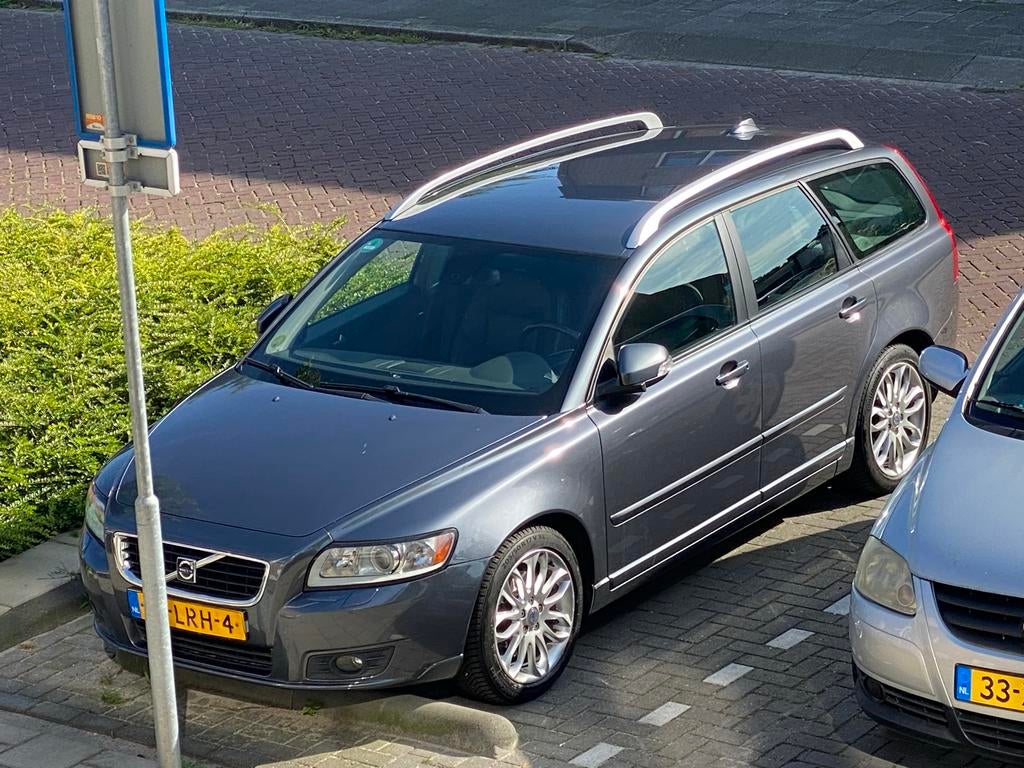 Volvo V50 2.4 170PK Geartronic 2010 Grijs, Auto's, 700 kg, 2435 cc, Particulier, 170 pk