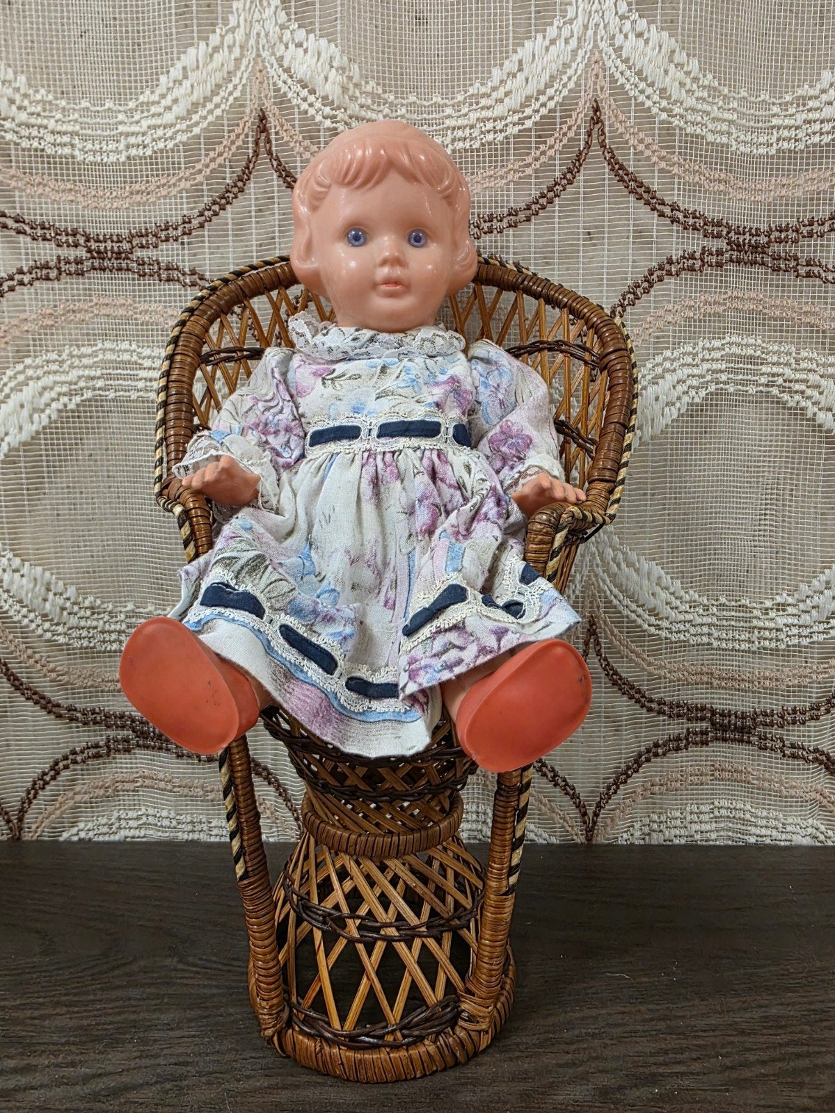 Vintage poppen pauwenstoel - 30 cm hoog, Gebruikt, Overige typen, Onbekend, Ophalen of Verzenden