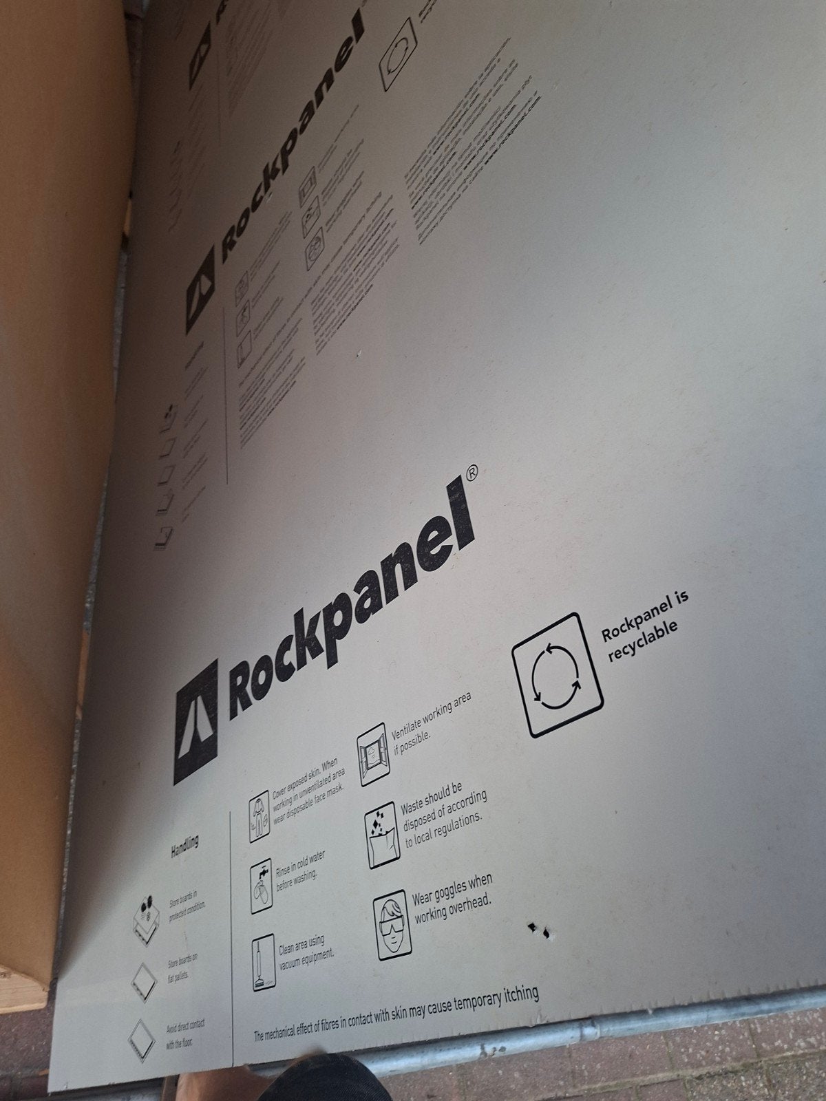 Rockpanel plaat 9mm 265x120cm RAL 8022 nieuw, Ophalen of Verzenden, Nieuw, Overige materialen, Minder dan 20 mm