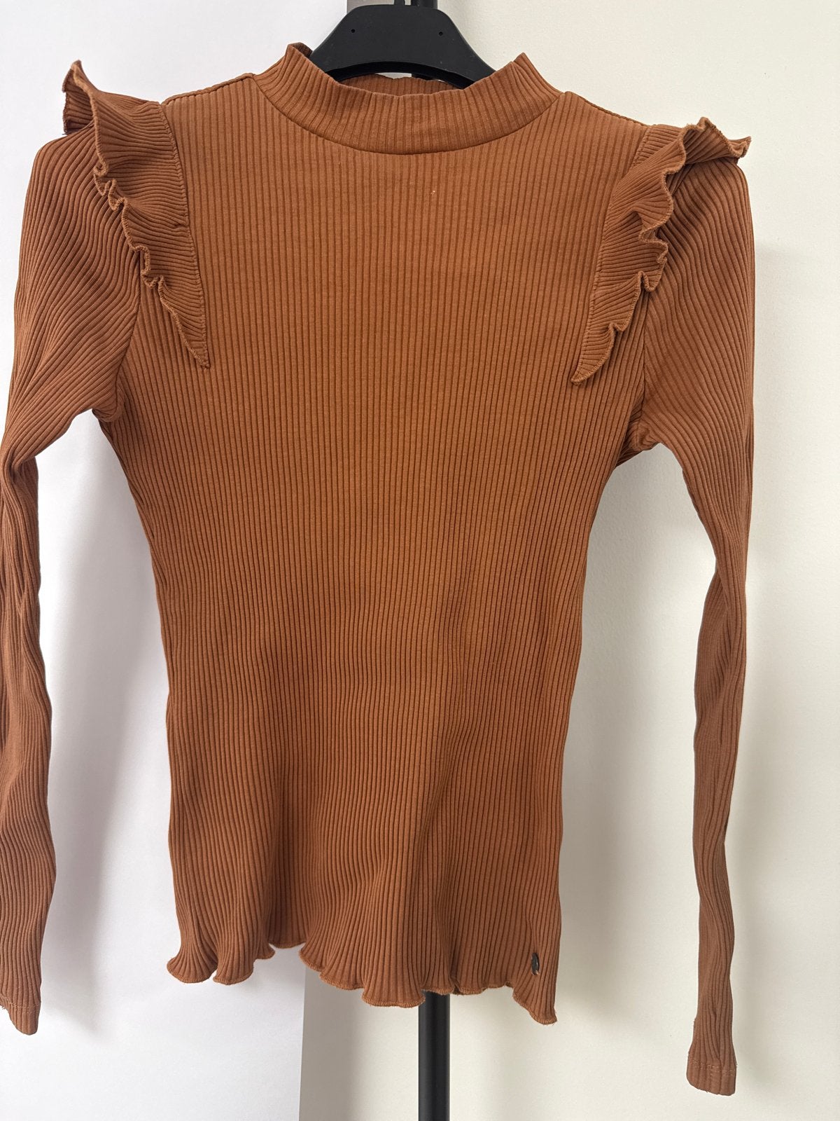 Mooi geribbeld shirt met ruches van Persival, Kinderen en Baby's, Kinderkleding | Maat 152, Ophalen of Verzenden, Gebruikt, Meisje