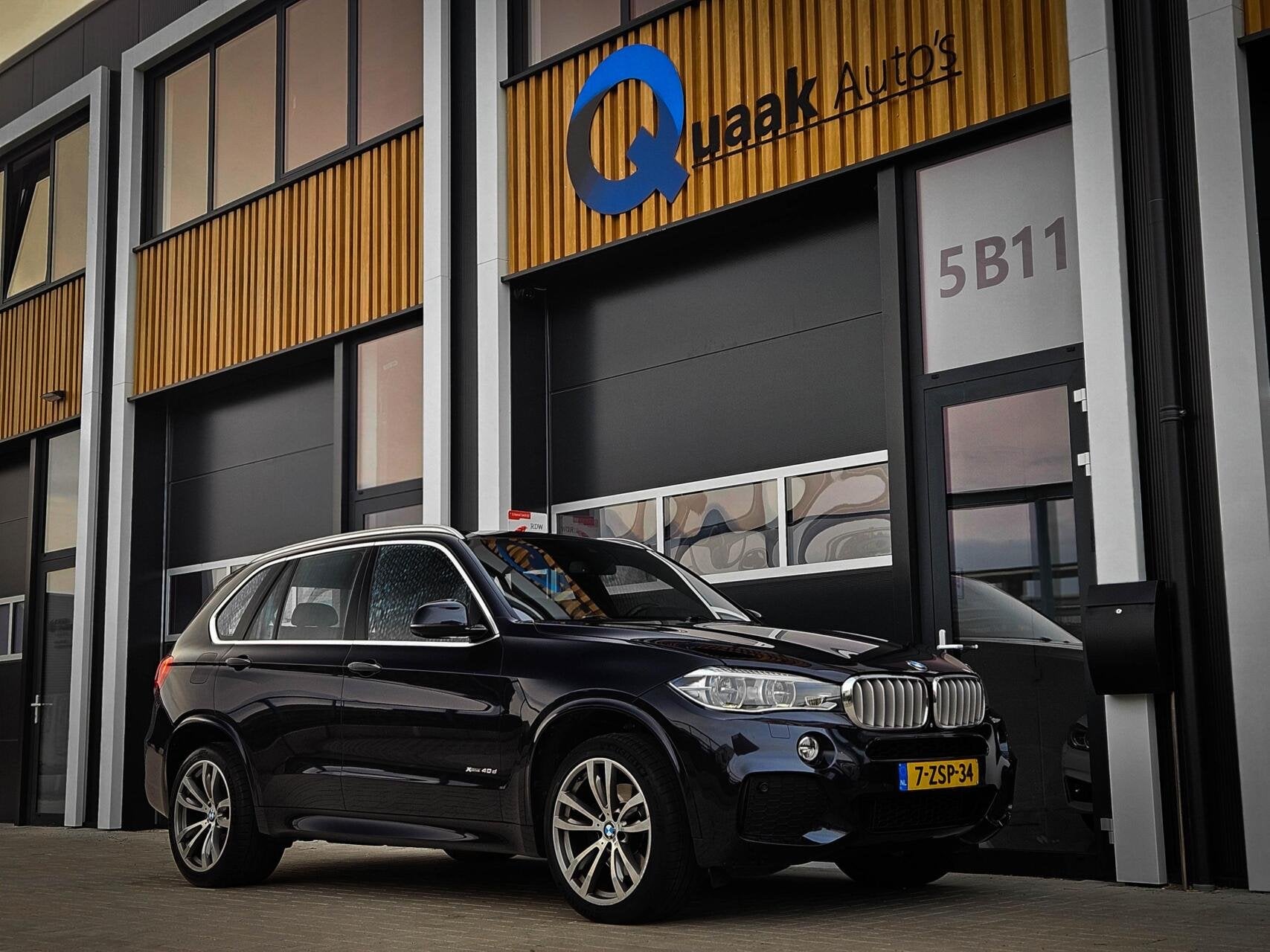 BMW X5 40D xDrive M-Sport | HUD | COMFORTZETELS | PANO | LED, Auto's, 2993 cc, 255 €/maand, Zwart, Bedrijf