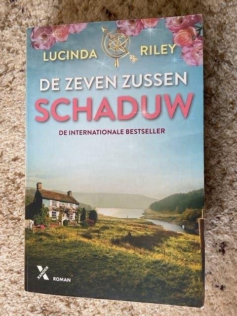 Lucinda Riley deel 3 van de zeven zussen  Schaduw., Boeken, Europa overig, Lucinda Riley, Ophalen of Verzenden, Zo goed als nieuw