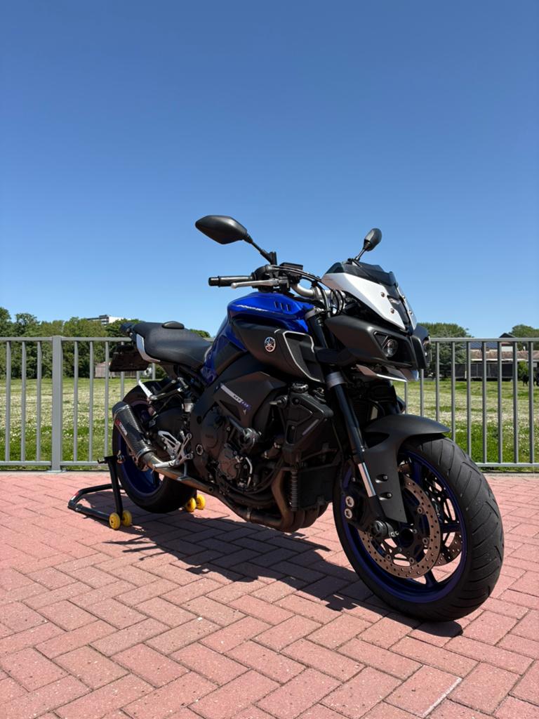 Blauwe Yamaha MT-10 - Krachtige Naked Bike met Sportuitlaat, Sportuitlaat, 4 cilinders, Motorrijbewijs A, Gebruikt