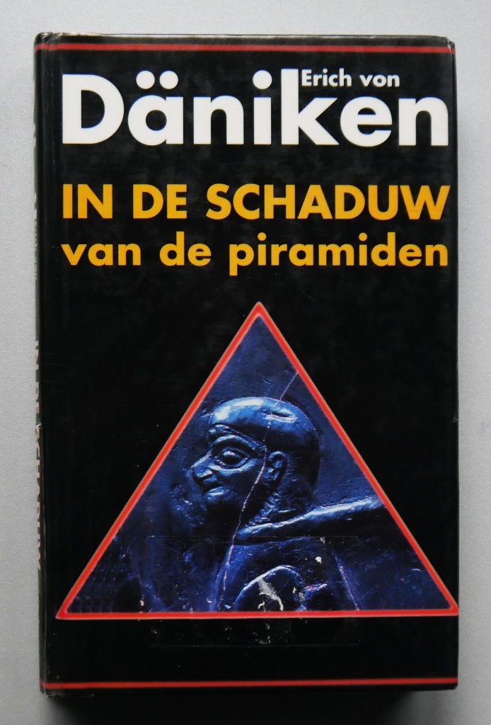 In de schaduw van de piramiden - Erich von Däniken, Ophalen of Verzenden, Nieuw, Spiritualiteit algemeen, Achtergrond en Informatie