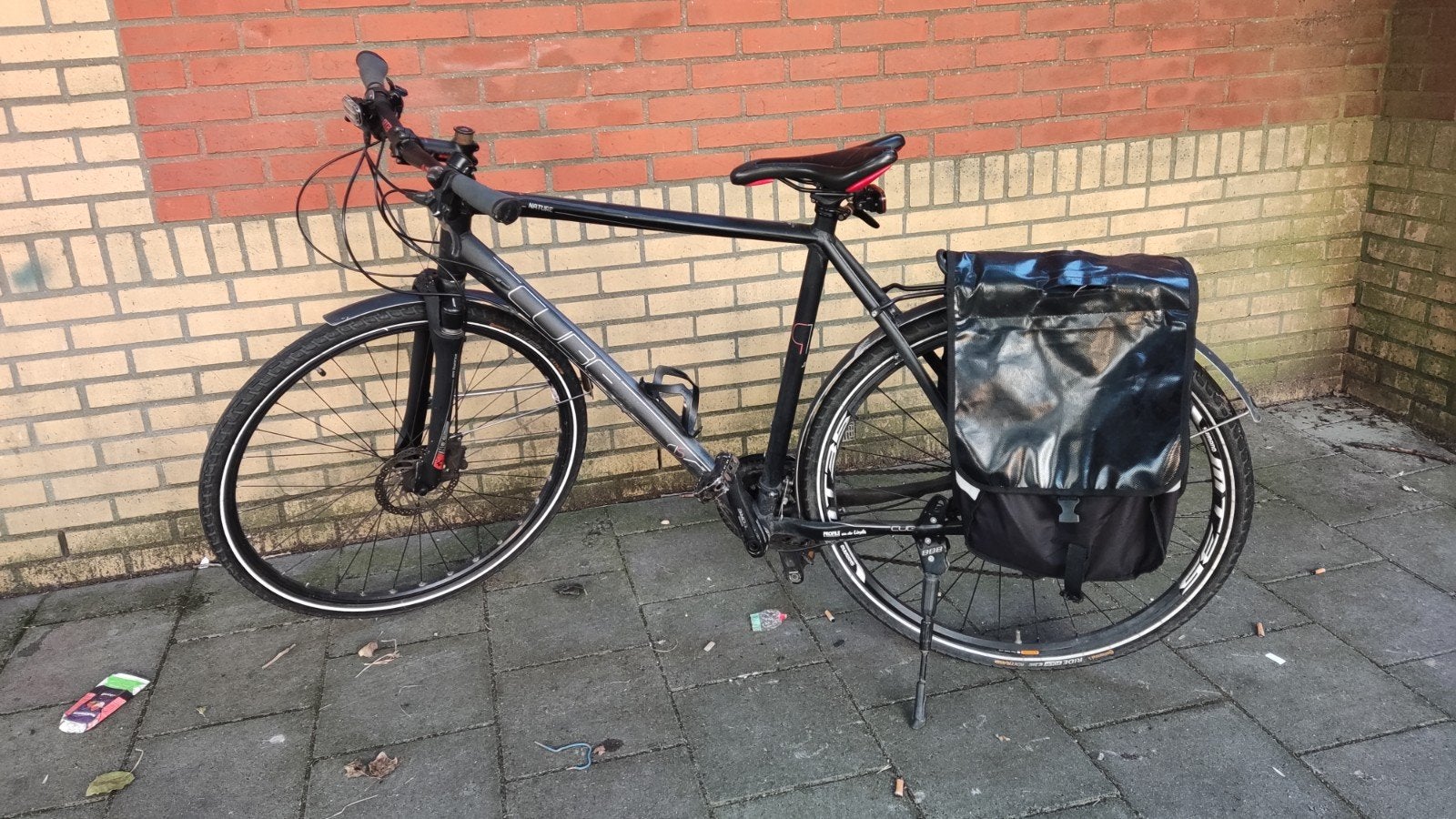 Mountain bike Cube, Ophalen