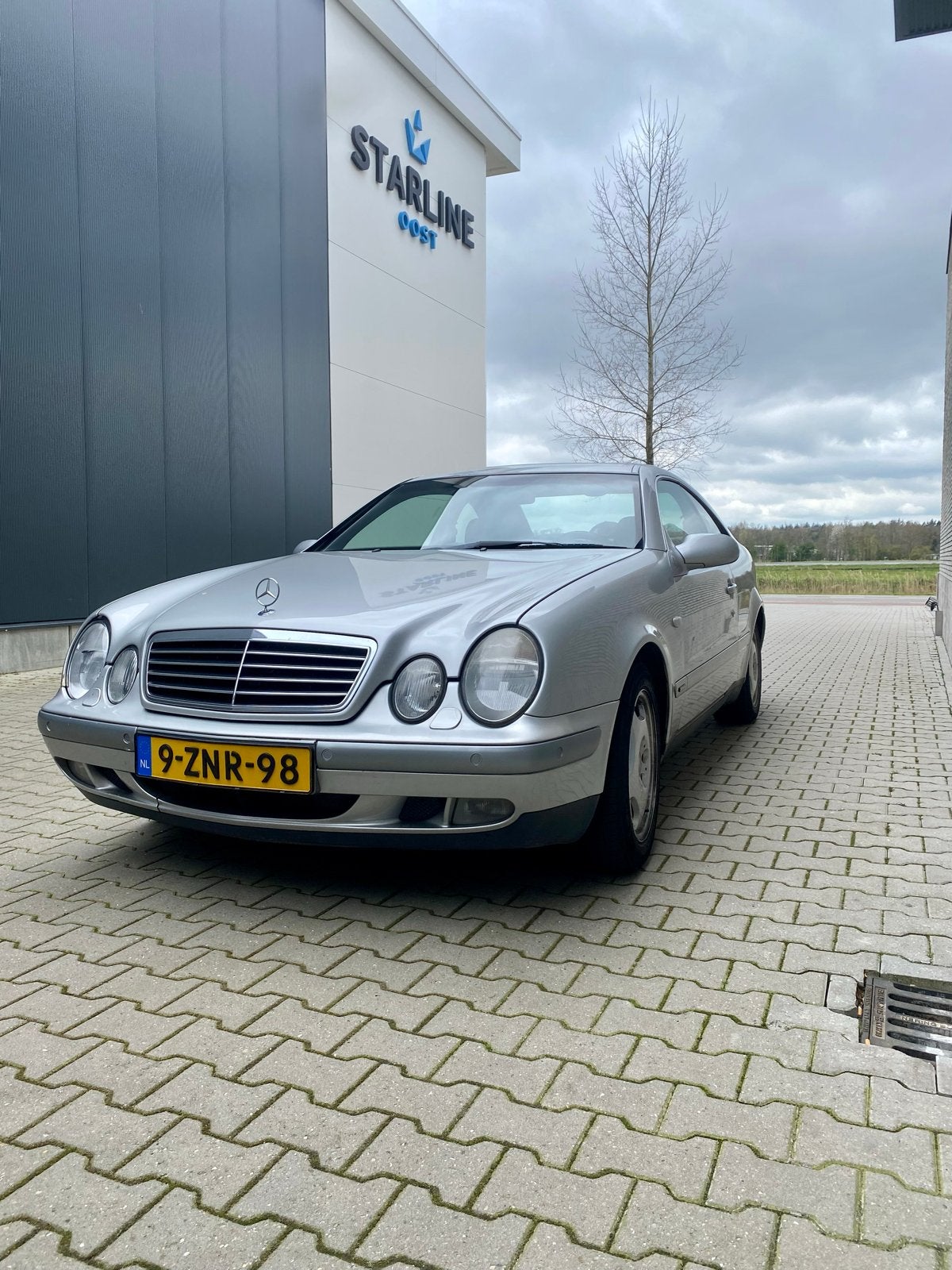 Mercedes-Benz CLK 2.0 Clk200 Coupe Elegance AUT 1999 Grijs, Automaat, 1998 cc, 4 cilinders, 4 stoelen