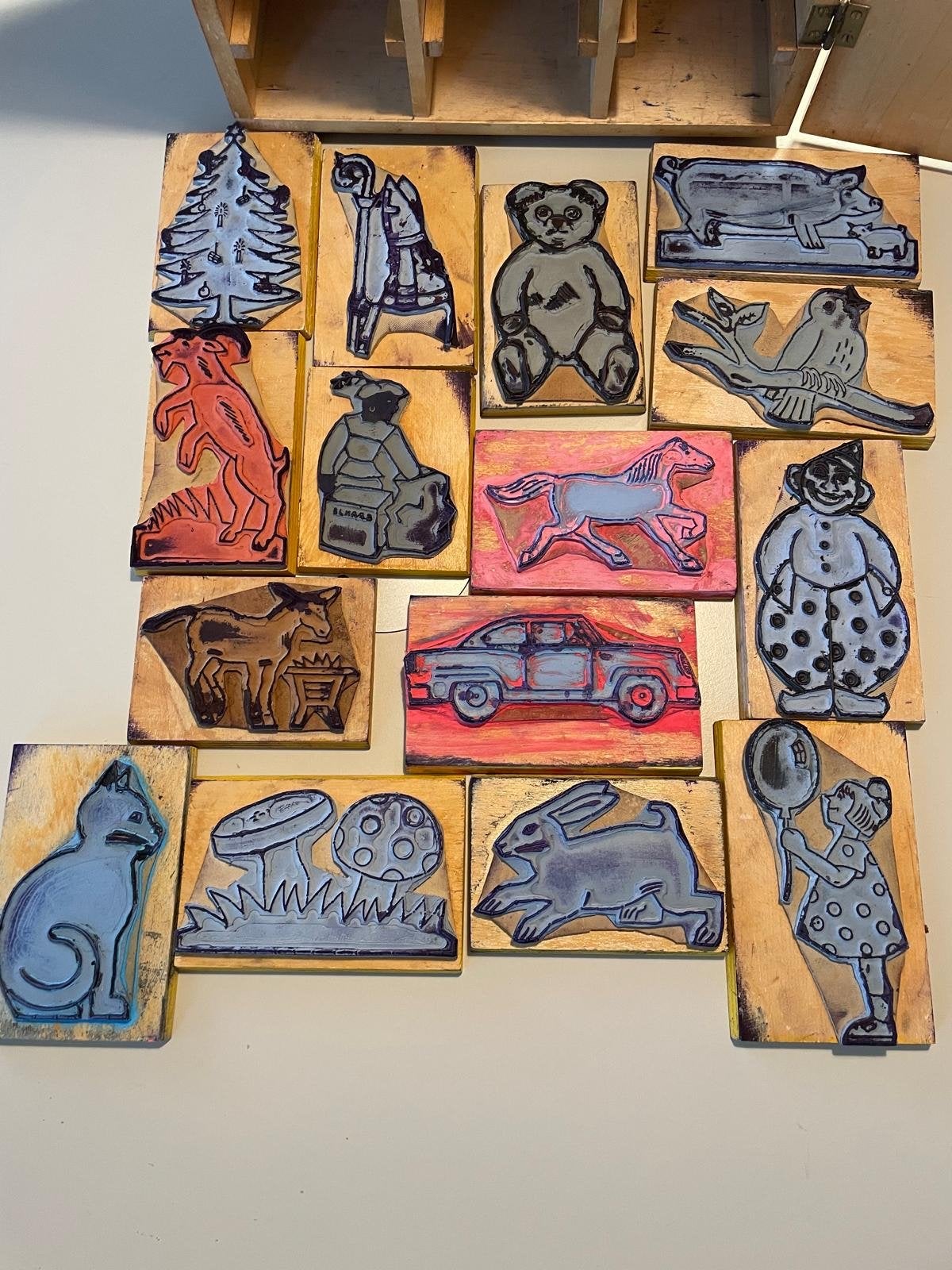 Vintage Houten Stempels met Opbergdoos - Educatief Speelgoed, Hobby en Vrije tijd, Stempelen, Ophalen of Verzenden, Gebruikt, Houten stempel