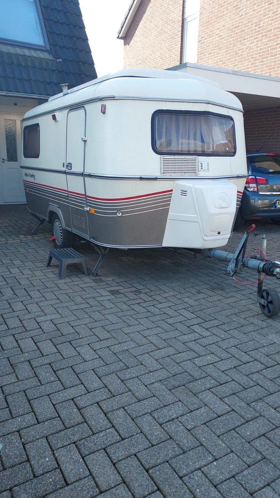 Mooie Eriba Triton Touring uit 1991 met nieuw matras, Caravans en Kamperen, Caravans, Particulier, Luifel, Eriba