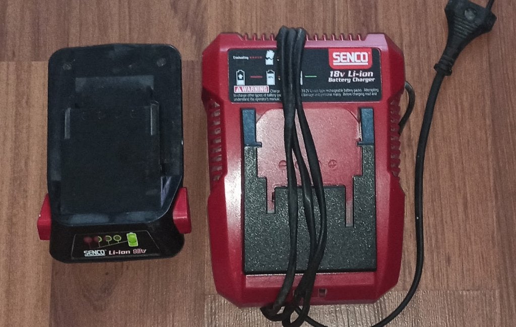 Senco VB0157 accu en acculader, Doe-het-zelf en Verbouw, Ophalen of Verzenden, Gebruikt, Overige typen