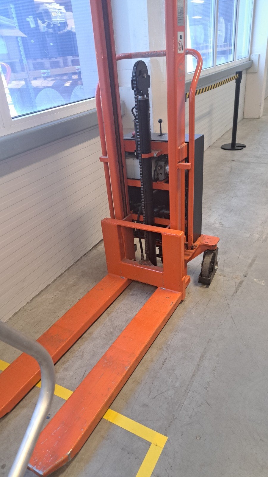 Bt liftter goed onderhouden hefhoogte 1800 800kg type slh080, Ophalen of Verzenden